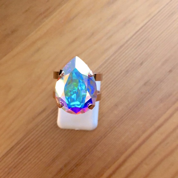 Aurora Borealis Pear Crystal Statement Ring - Picture 12 of 17